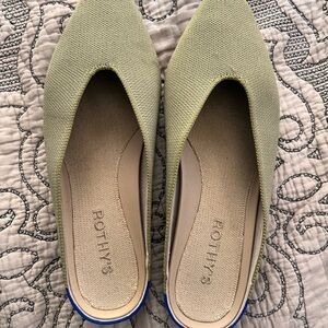 Rothy's Green Flats Minimalist Design